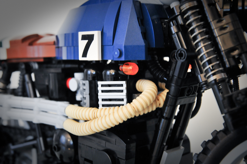 Illustration for article titled We need more like this Lego Triumph Scrambler